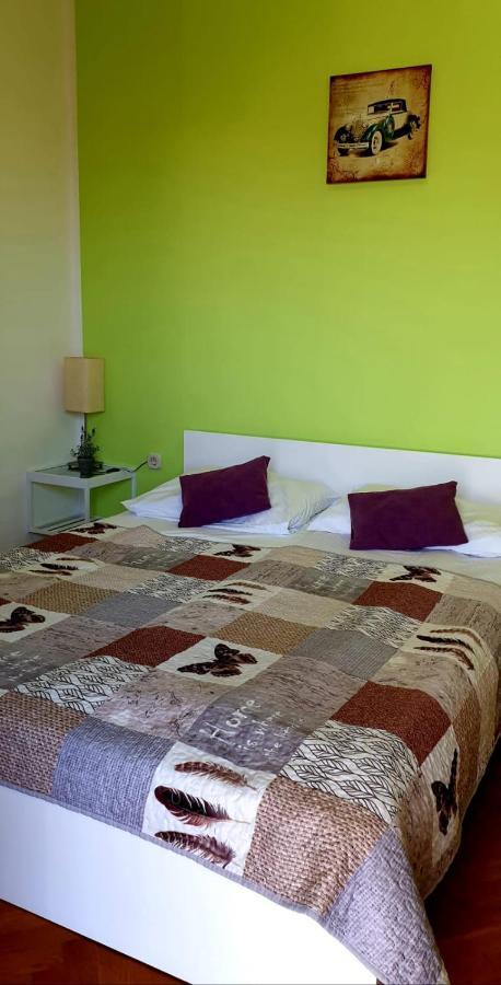 Istranova Apartment *