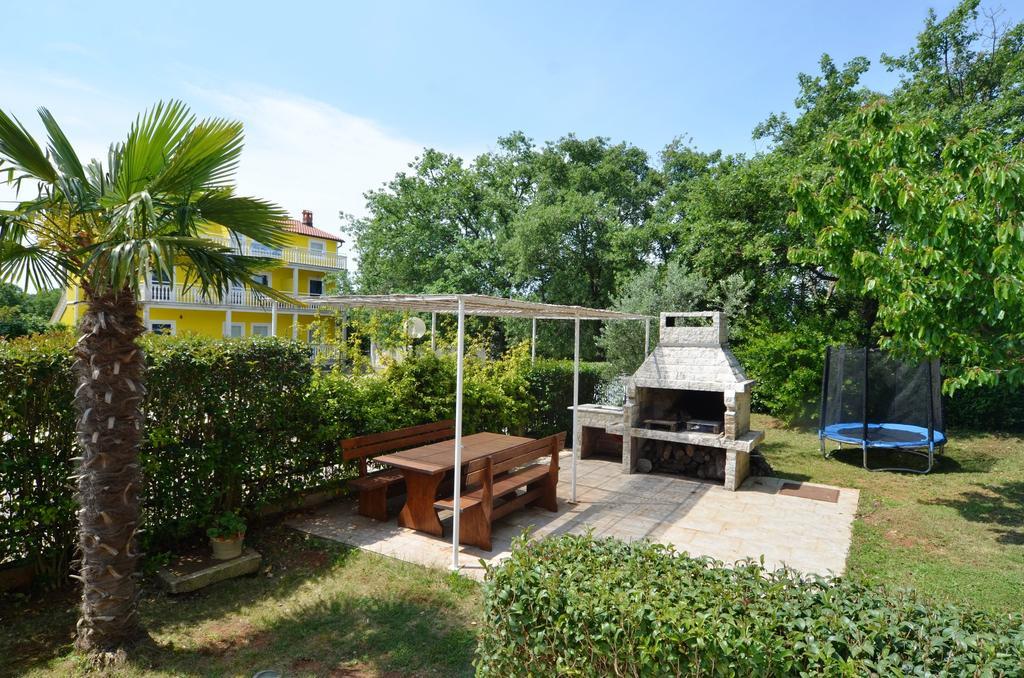 Istranova Apartment *